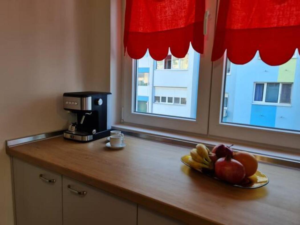 בורגאס Flora - Beautiful *New* Apartment To The Beach מראה חיצוני תמונה