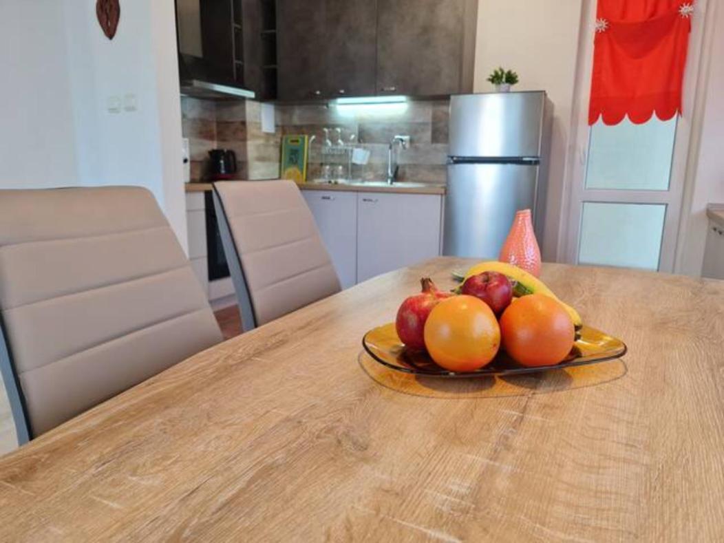 בורגאס Flora - Beautiful *New* Apartment To The Beach מראה חיצוני תמונה