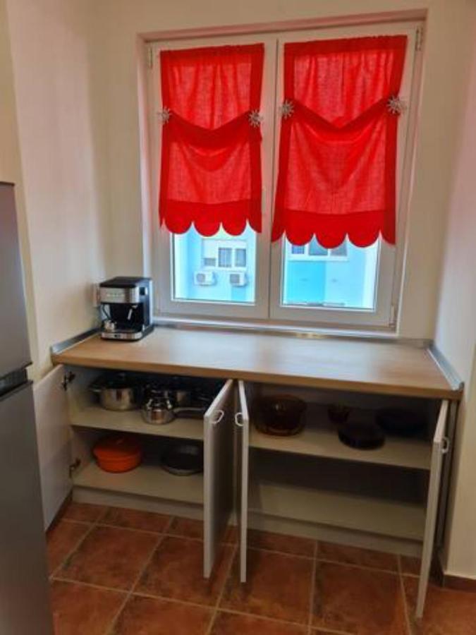 בורגאס Flora - Beautiful *New* Apartment To The Beach מראה חיצוני תמונה